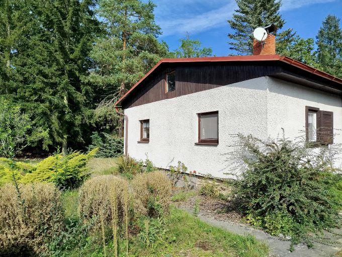 Foto: BUNGALOV24 02 - Perspektivn zdn bungalov 3 + k.k.  se zahradou 678 m² u Davle