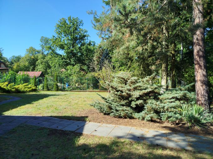Foto: BUNGALOV25 22 - Perspektivn zdn bungalov 3 + k.k.  se zahradou 678 m² u Davle
