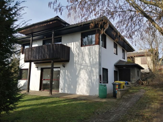 Foto: CERCANY24 01 - Prostorn dm se zahradou 361 m²