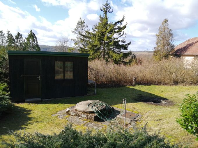 Foto: CHLOMEK22 15 - Zdn patrov chata s prostornou zahradou 1376 m²
