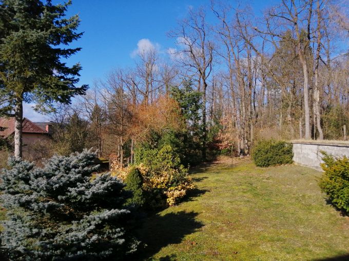 Foto: CHLOMEK22 16 - Zdìná patrová chata s prostornou zahradou 1376 m²
