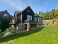 Venkovsk rodinn dm k rekonstrukci se zahradou 722 m² a gar