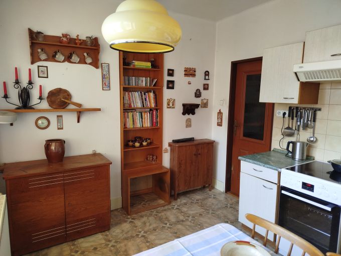 Foto: CHRAST25 11 - D�kladn� rodinn� d�m s kouzelnou proslun�nou zahradou 2 570&nbsp;m&sup2;