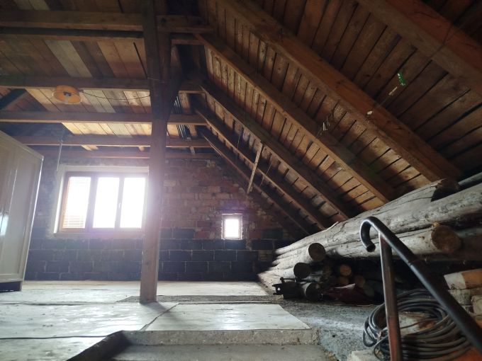 Foto: CHRAST25 19 - D�kladn� rodinn� d�m s kouzelnou proslun�nou zahradou 2 570&nbsp;m&sup2;