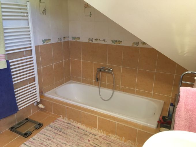 Foto: CTYRKOLY19 11 - Precizn zateplen rodinn dm 5+1 s prostornou zahradou 1597 m², gar, baznem a zahradnm srubem