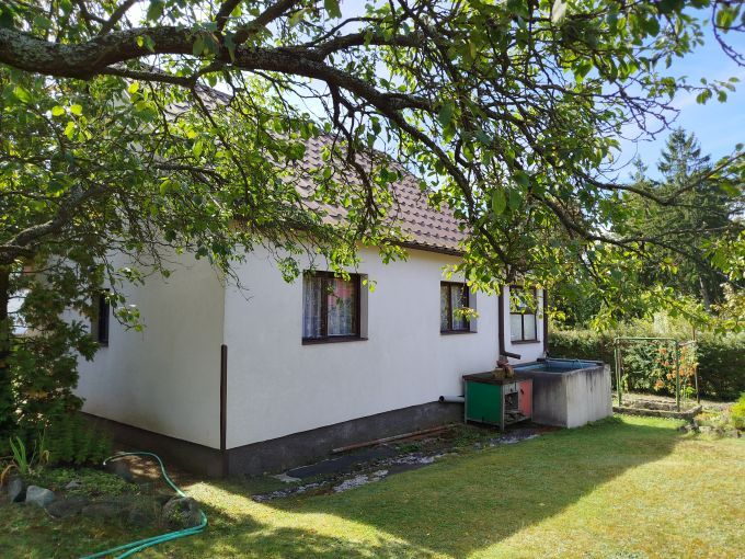 Foto: DAVLE25 03 - Sympatick zdn rekrean chata se zahradou 458 m²