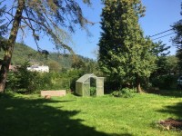 Zahrada 587&nbsp;m&sup2; s celoro�n� obyvatelnou chatou a lesem 2500&nbsp;m&sup2;