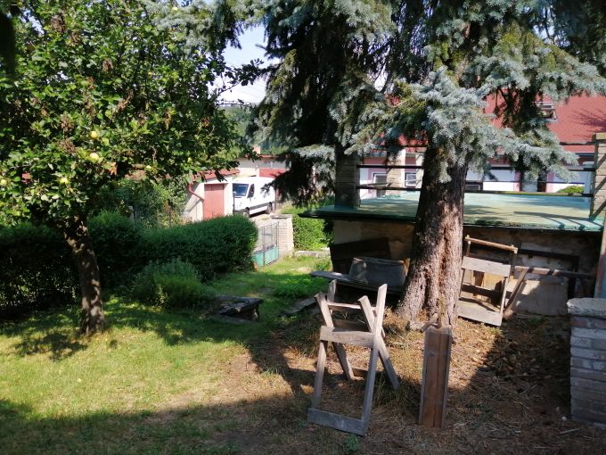 Foto: DOMEK20 04 - Zdn domek 2+1 se zahrdkou 266 m² a podsklepenou terasou