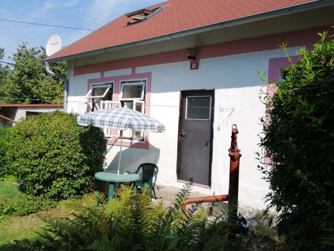 Foto: DOMEK20 25 - Zdn domek 2+1 se zahrdkou 266 m² a podsklepenou terasou