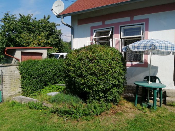 Foto: DOMEK20 26 - Zdn domek 2+1 se zahrdkou 266 m² a podsklepenou terasou