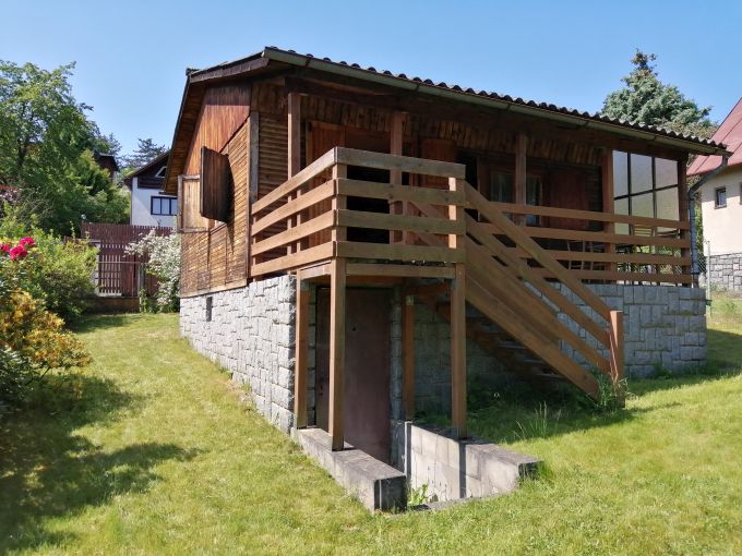 Foto: HREBENEC23 01 - Pohodov slunn chata se zahradou 500 m²