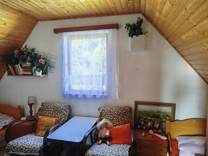 Foto: KP 25 08 - Zdn patrov chata s gar, vlastn parcelou 450 m² a baznkem