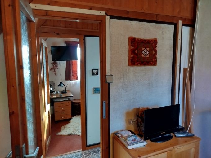 Foto: KP 25 11 - Zdn patrov chata s gar, vlastn parcelou 450 m² a baznkem