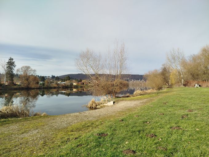 Foto: LIPENCE 21 - Rybsk chata s vlastnm rovinatm pozemkem - zahrdkou 107 m²