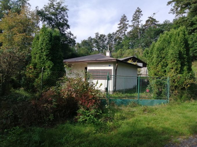 Foto: LOSY22 03 - Rekrean chata s oplocenou zahradou 481 m²