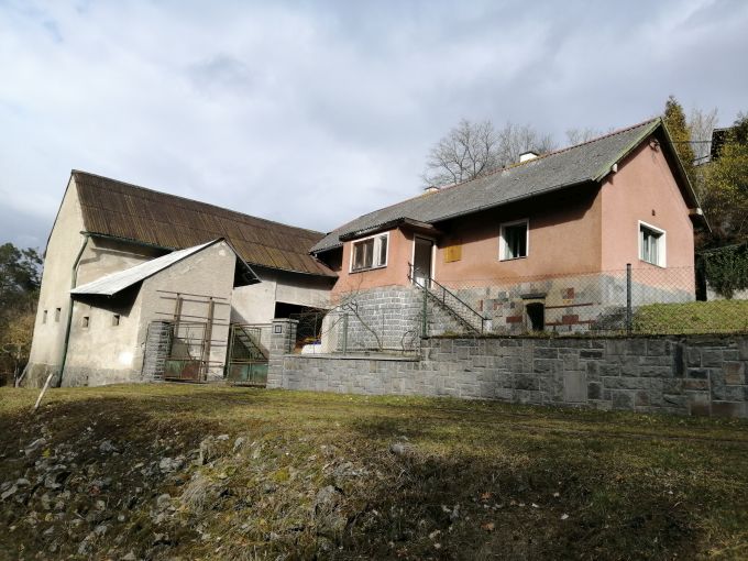 Foto: NOVA VES19 01 - Rodinn dm se stodolou, dlnou a zahradou 1300 m²