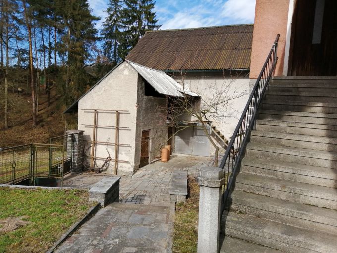 Foto: NOVA VES19 04 - Rodinn dm se stodolou, dlnou a zahradou 1300 m²