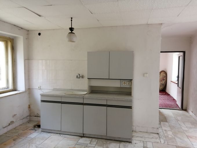 Foto: NOVA VES19 07 - Rodinn dm se stodolou, dlnou a zahradou 1300 m²