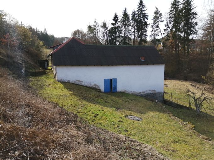 Foto: NOVA VES19 12 - Rodinn dm se stodolou, dlnou a zahradou 1300 m²