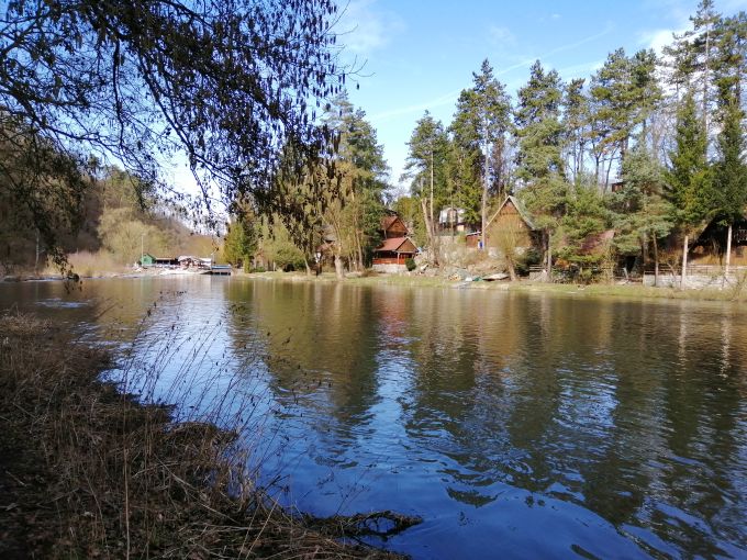 Foto: NOVA VES19 14 - Rodinn dm se stodolou, dlnou a zahradou 1300 m²
