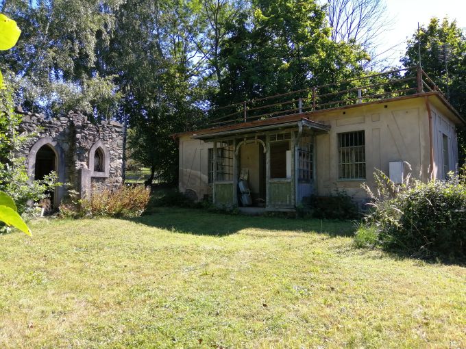 Foto: PIKO2020 05 - Rodinn dm 5+1 se zahradou 2500 m², gar a altnem 