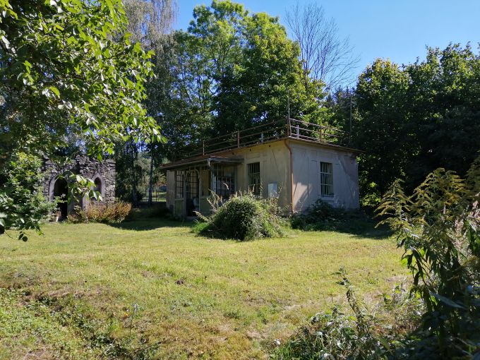 Foto: PIKO2020 08 - Rodinn� d�m 5+1 se zahradou 2500&nbsp;m&sup2;, gar�� a alt�nem 