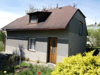  Zdn patrov  chata 4+1 se zahradou 896 m²