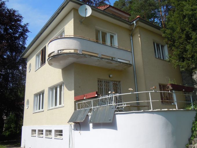 Foto: VILA18 01 - Prvorepublikov vila s baznem a zahradou 953 m²