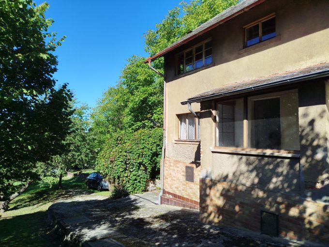 Foto: VILA25 08 - Patrov zdn vila k rekonstrukci s pozemkem 7 072 m²