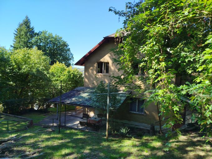 Foto: VILA25 20 - Patrov zdn vila k rekonstrukci s pozemkem 7 072 m²